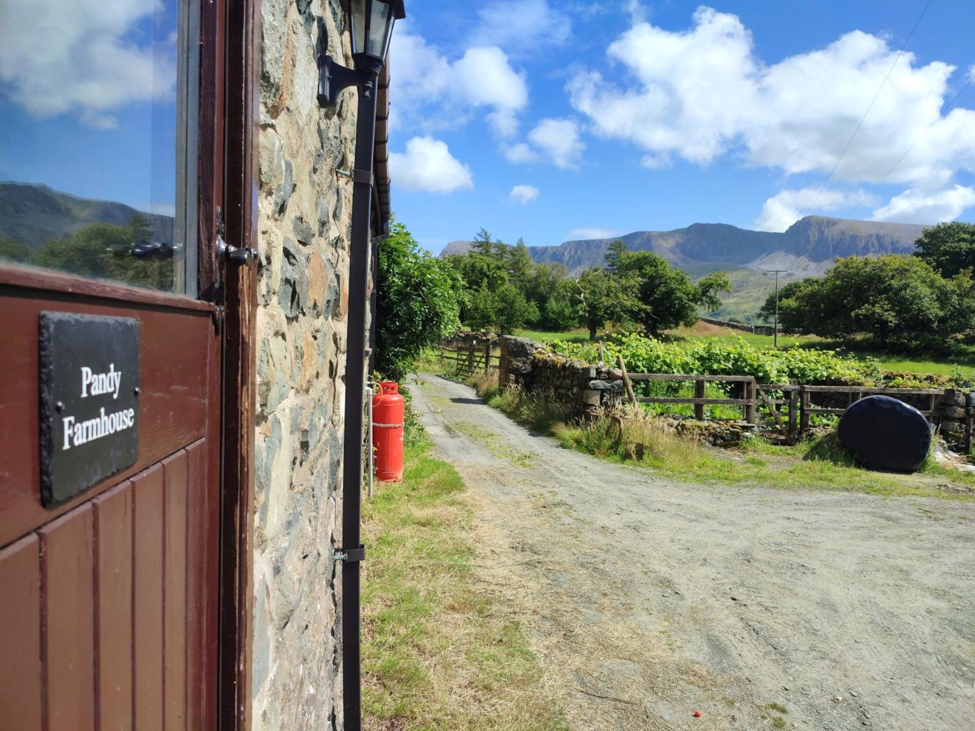 Pandy Farmhouse - Panoramic Mountain Views Within Snowdonia'S National Park - 4X4 Recommended Dolgellau Eksteriør bilde